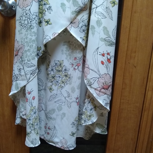 Floral High/Low Dress - Picture 2 of 6